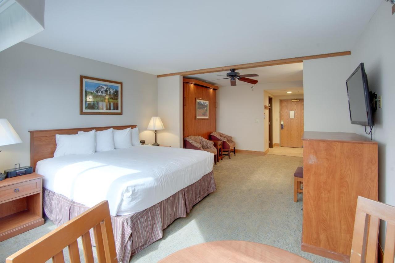 Ski-Inandski-Out Crested Butte Studio With Pool Access 外观 照片