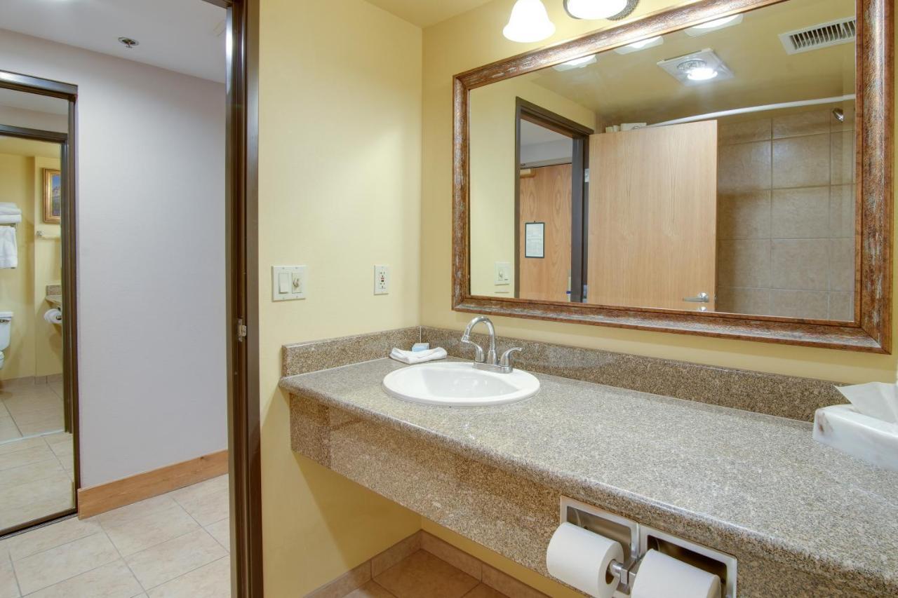 Ski-Inandski-Out Crested Butte Studio With Pool Access 外观 照片