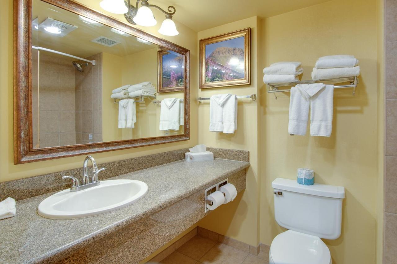 Ski-Inandski-Out Crested Butte Studio With Pool Access 外观 照片